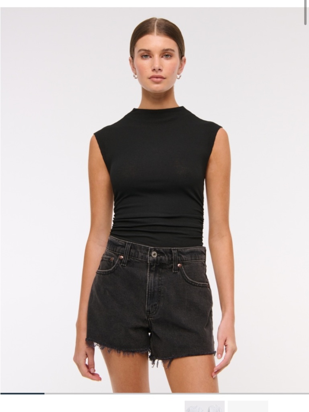 Abercrombie & Fitch The 90s Relaxed Cutoff Short High Rise in Black Size 31